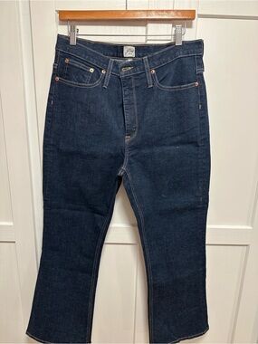 J crew Denim Billie Demi Boot Crop. Dark wash sz 31